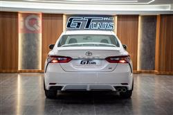 تۆیۆتا کامری